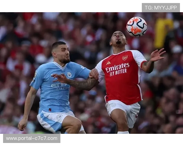 酋长球场巅峰对决：阿森纳高位逼冲考验红军防线